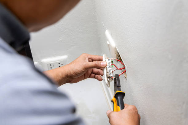 Best 24-Hour Electrician  in Sandoval, IL
